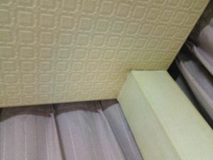 壁紙の汚れの掃除にチャレンジ 壁紙の汚れに合わせた掃除方法 灘美装 神戸 空室清掃 店舗清掃 口コミによる相談件数ｎｏ １